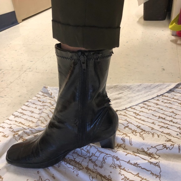 Leather Boots - Picture 4 of 6